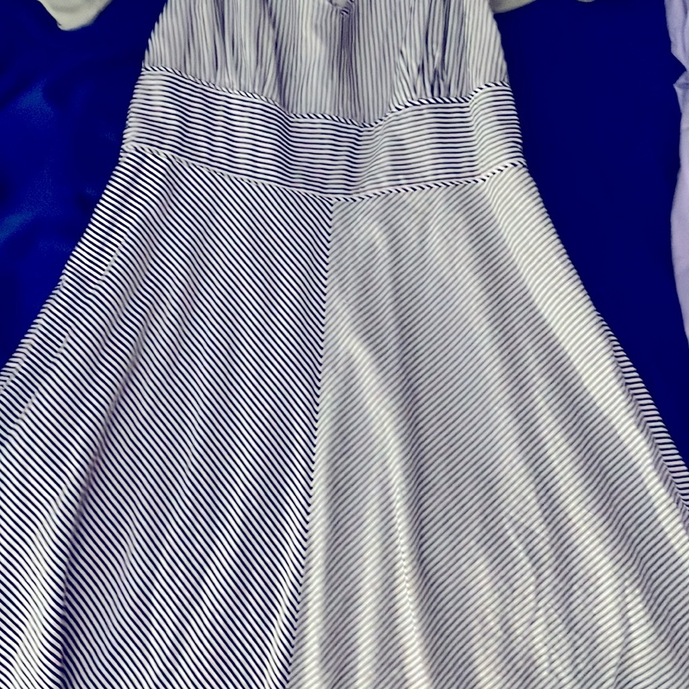 JONES NEW YORK STRIPED DRESS - Picture 11 of 15